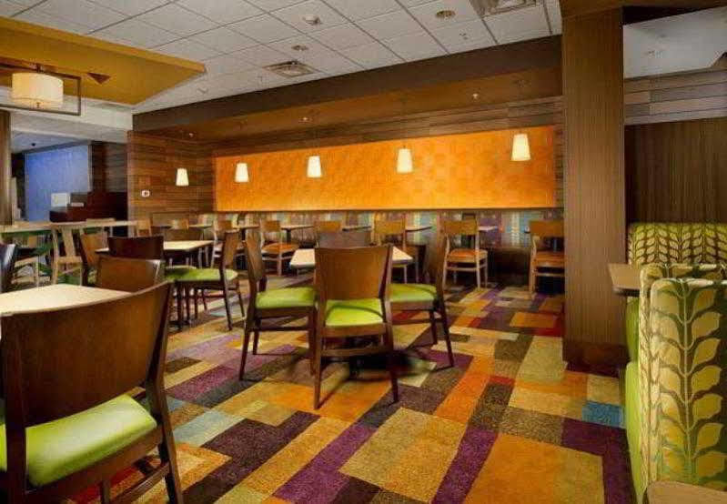 Fairfield By Marriott & Turkey Creek Hotel 3*